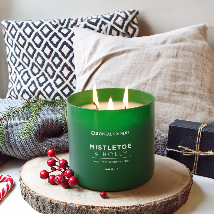 Mistletoe &amp; Holly Scented Jar Candle, Soy Blend Wax, 14.5oz