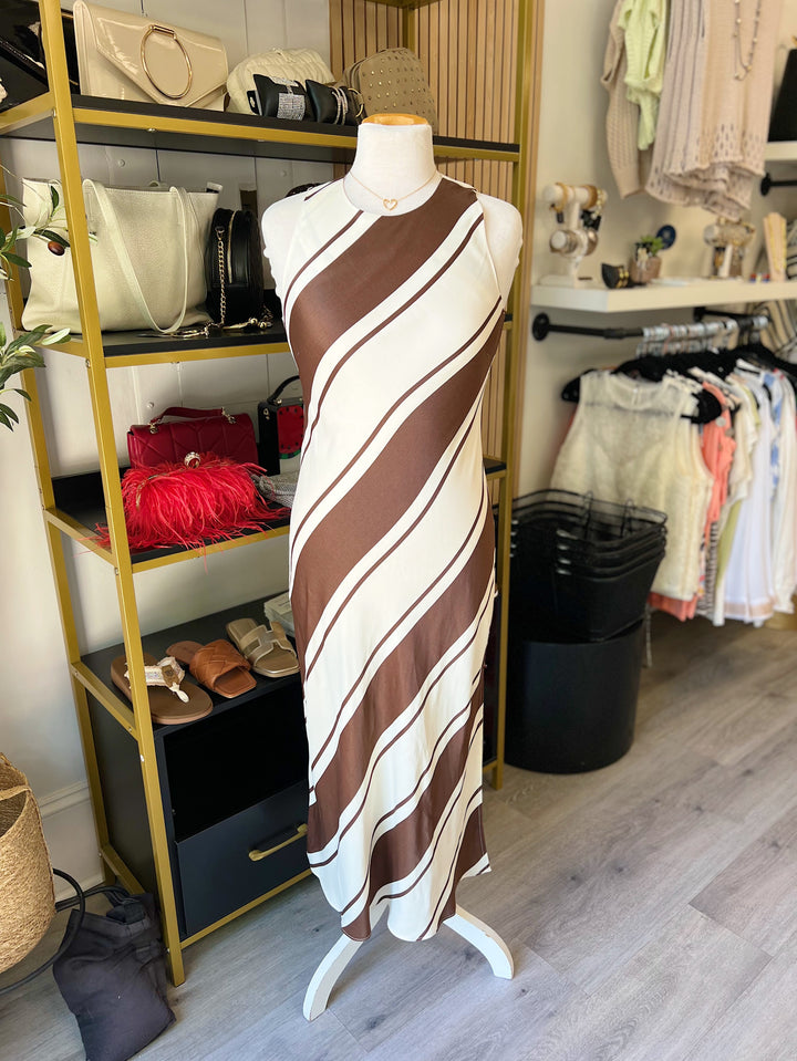 Brown/Ivory Sleeveless Dress