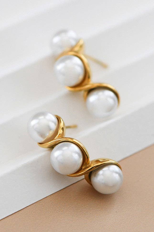 18K Gold Plated Pearl Earrings