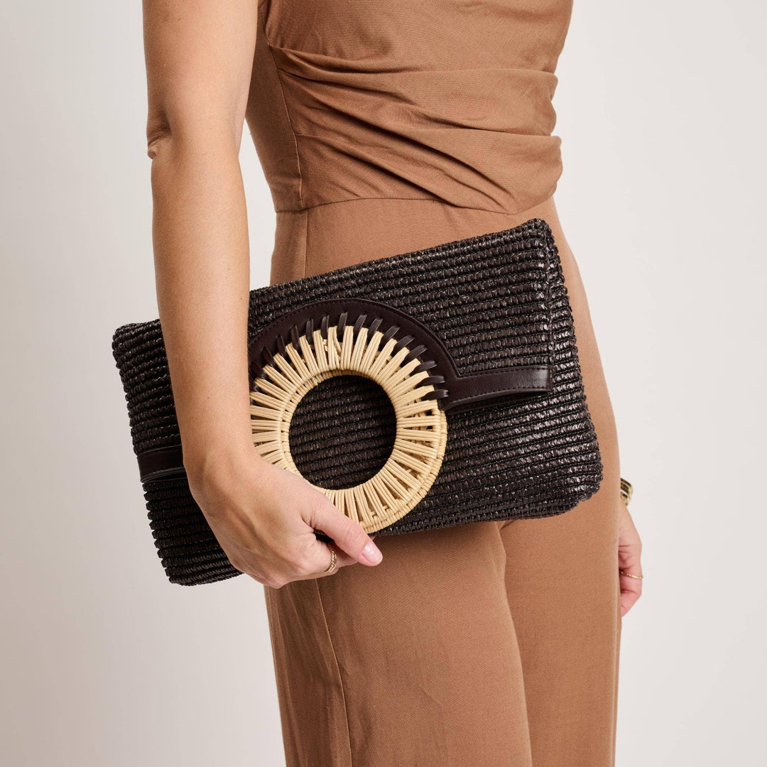 Clutch with Circle Handle 