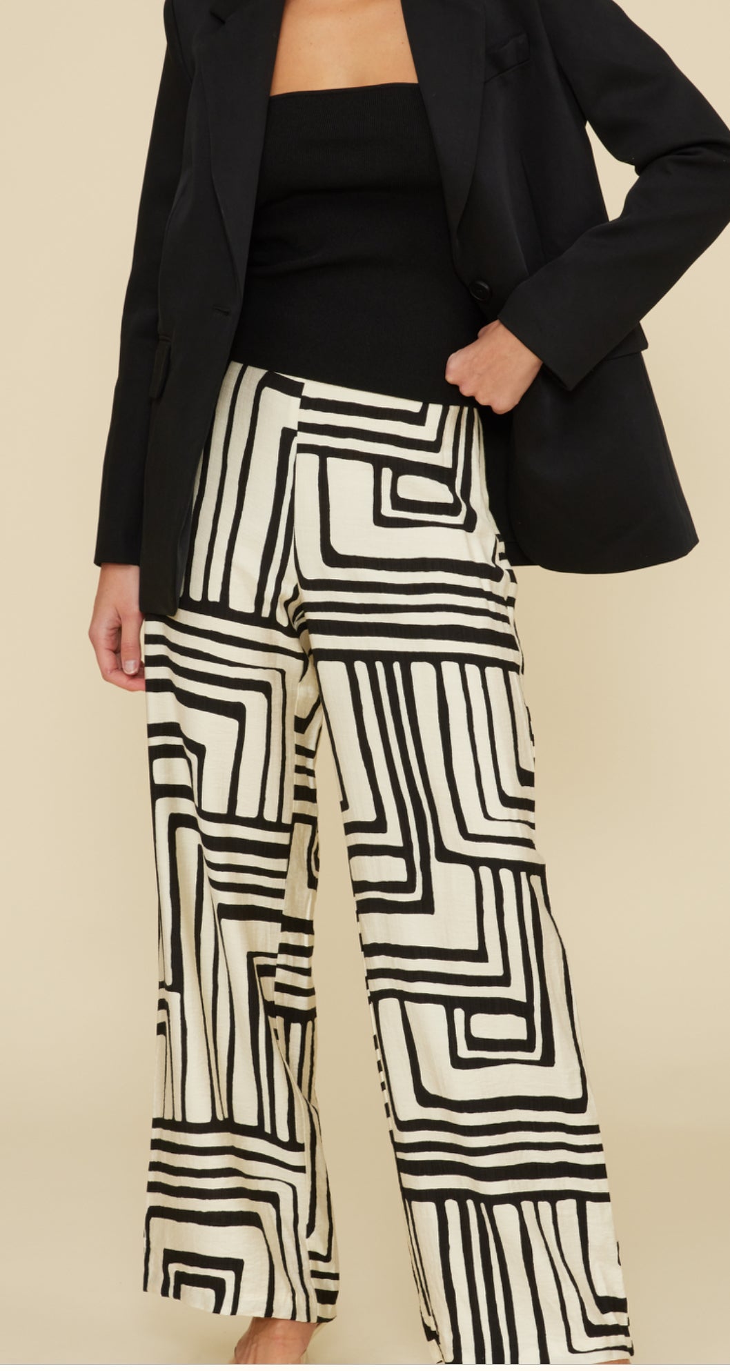 Black Ivory Print Pant
