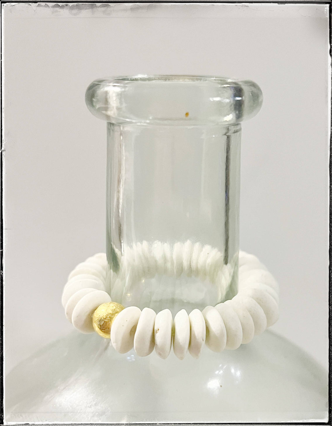 White Ashanti Glass Bead Stretch Bracelet