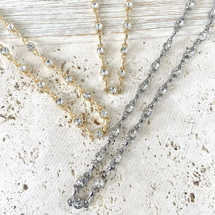 Equestrian linked chain layering crystal necklaces 