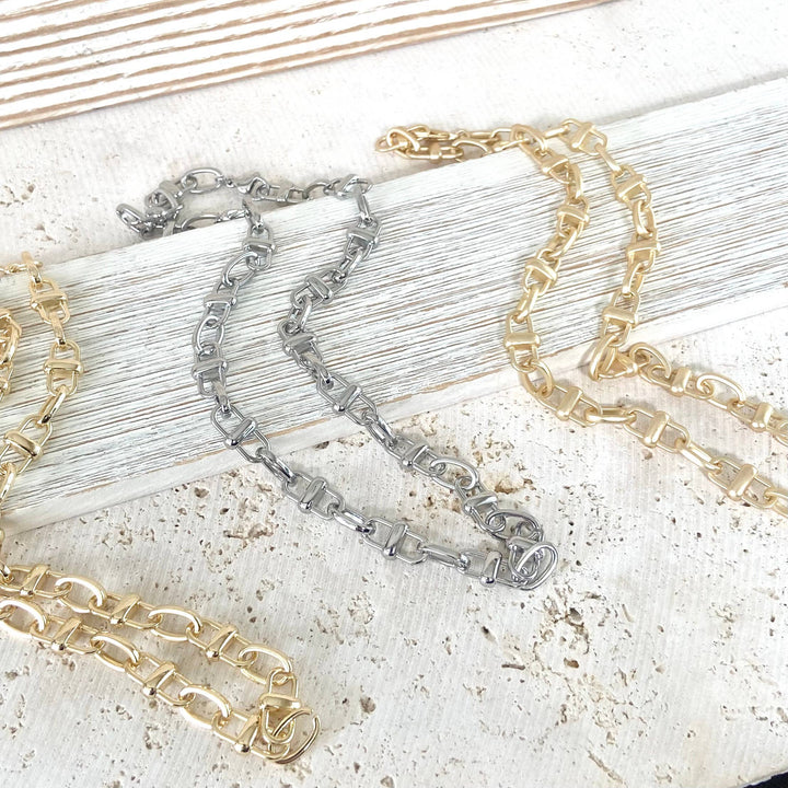 Equestrian linked chain layering crystal necklaces 