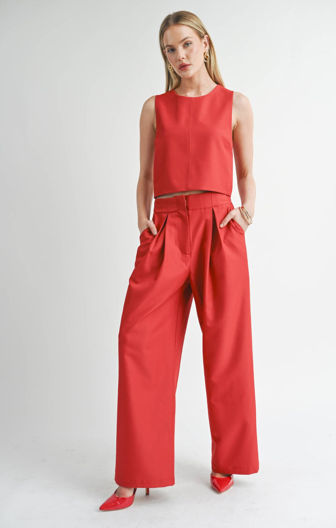 Red Sleeveless Top
